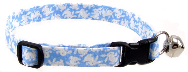 Blue Tossed Bunnies Cat Collar
