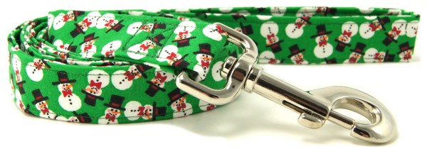 Green Tossed Snowmen Dog Leash
