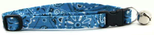 Turquoise Bandana Cat Collar